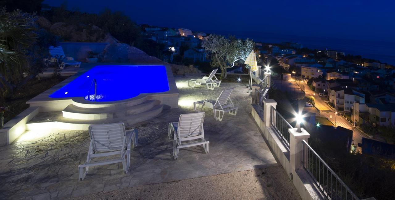 Family Friendly Apartments With A Swimming Pool Baska Voda, Makarska - 12442 Eksteriør bilde