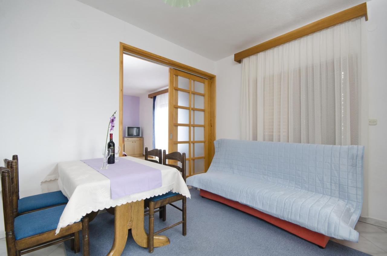 Family Friendly Apartments With A Swimming Pool Baska Voda, Makarska - 12442 Eksteriør bilde