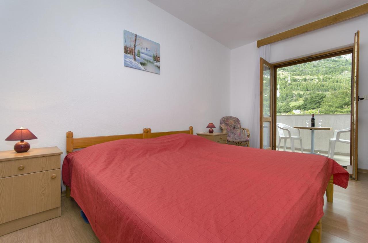 Family Friendly Apartments With A Swimming Pool Baska Voda, Makarska - 12442 Eksteriør bilde